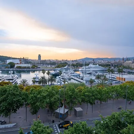 Superb Cute Flat Bests View On The Sea For Couple Barcelona