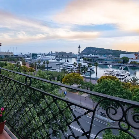Superb Cute Flat Bests View On The Sea For Couple Apartment